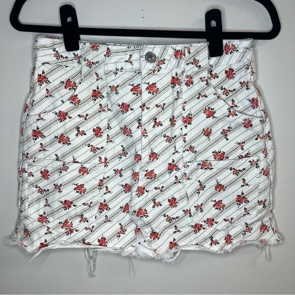 Re/Done Floral Denim Cargo Mini Skirt Size 26 - Picture 4 of 16
